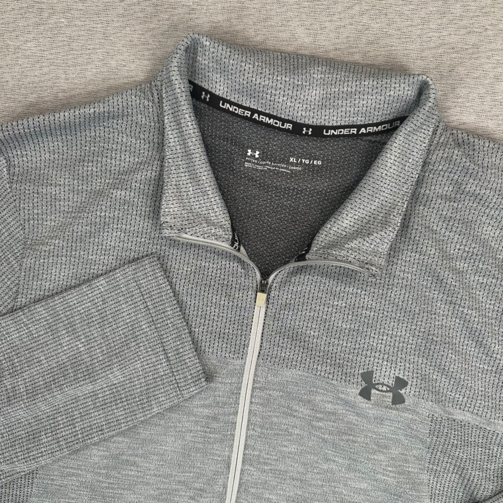 Under Armour 1/4 Zip Pullover Shirt Mens XL Gray Heathered Fitted Long Sleeve